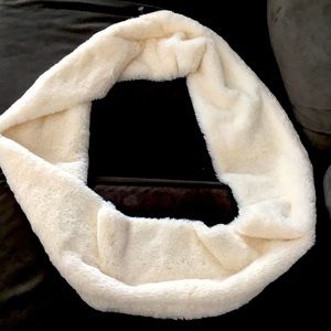 Off white faux fur infinity scarf